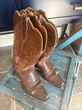Justin Boots Brown Western Embroidered Leather Cowboy Boots